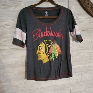 Chicago Blackhawks NHL Hockey Shirt SZ L (11-13) Juniors Girls